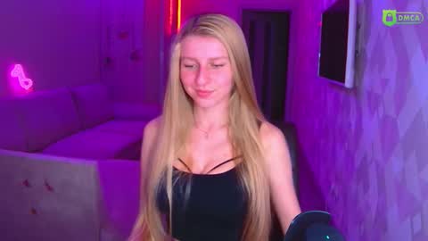 Amalia online show from November 21, 3:00 pm