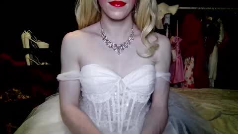 Amalie online show from November 2, 6:43 pm