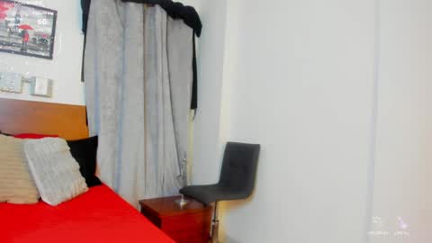 amanda29_ online show from April 11, 7:07 pm