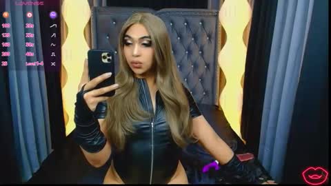 Snapshot of amanda4uts chatting on January 19, 4:38 am amanda4uts online show from January 19, 4:38 am