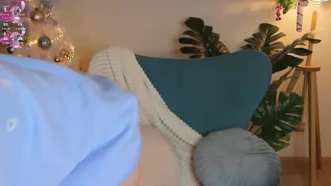 Amanda  fox online show from December 26, 7:49 pm