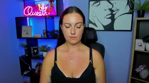 Amanda online show from June 15, 1:24 pm