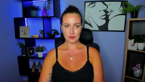 Amanda online show from July 9, 1:26 pm
