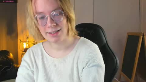 Hi im Amanda online show from October 30, 9:55 am