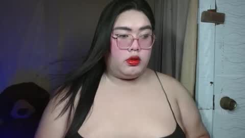 Snapshot of amanda_fetish chatting on February 23, 3:59 am amanda_fetish online show from February 23, 3:59 am