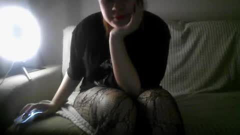 Snapshot of amanda_mia chatting on June 3, 10:37 pm amanda_mia online show from June 3, 10:37 pm