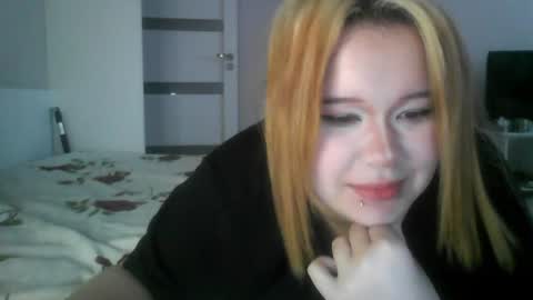 Snapshot of amanda_mia chatting on June 26, 4:22 pm amanda_mia online show from June 26, 4:22 pm