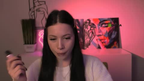 Snapshot of amanda_miki chatting on November 21, 5:44 pm Ami online show from November 21, 5:44 pm