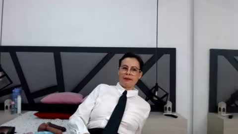 amanda_ramirez online show from July 3, 1:06 pm