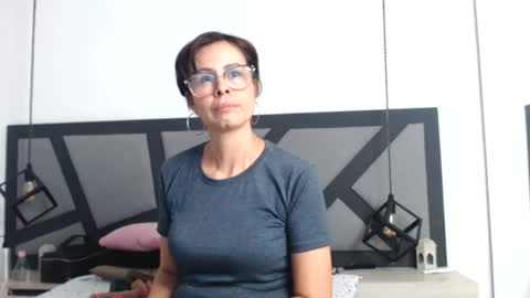 amanda_ramirez online show from July 4, 8:04 pm