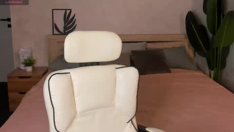 Amanda online show from November 11, 7:41 am