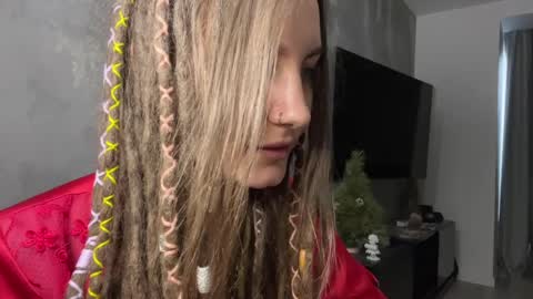 Amanda online show from March 28, 8:47 am