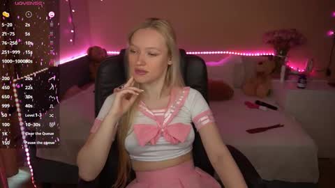 Amanda online show from January 17, 7:35 am