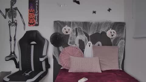 Amanda online show from October 25, 12:40 am