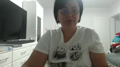 Snapshot of amandamuller1982 chatting on September 20, 12:33 am Anda online show from September 20, 12:33 am