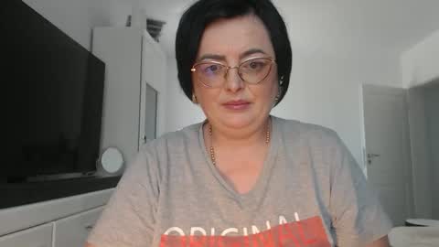 Snapshot of amandamuller1982 chatting on June 9, 11:22 am Anda online show from June 9, 11:22 am