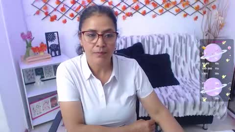 Snapshot of amandapeet chatting on January 10, 8:43 pm amandapeet online show from January 10, 8:43 pm