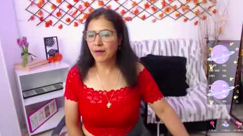 Snapshot of amandapeet chatting on February 6, 8:23 pm amandapeet online show from February 6, 8:23 pm