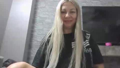 amandaxxz online show from September 15, 7:30 am