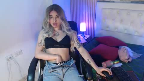 Snapshot of amapola_hs chatting on October 14, 11:16 pm amapola_hs online show from October 14, 11:16 pm