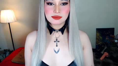 Snapshot of amara_perry30 chatting on February 12, 6:52 am Amara online show from February 12, 6:52 am