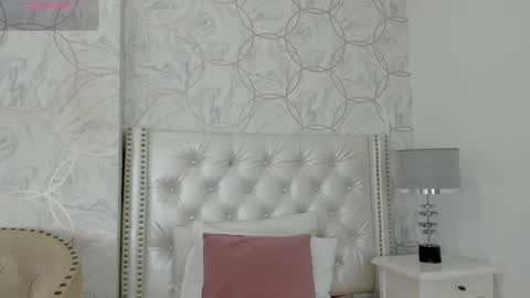 amara_rousse online show from October 18, 11:33 am