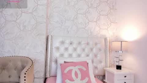 amara_rousse online show from January 12, 11:26 am