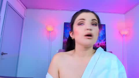 Snapshot of amara_vega chatting on January 16, 11:37 am Amara Vega online show from January 16, 11:37 am