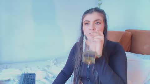 Amara Vega  online show from July 13, 2:09 pm