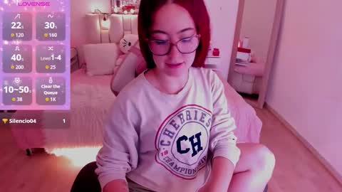 Snapshot of amaraa_couper1 chatting on January 8, 4:04 am amaraa_couper1 online show from January 8, 4:04 am