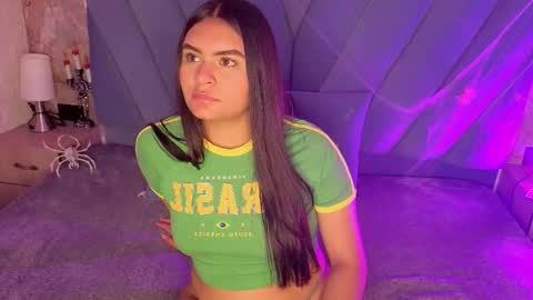 Snapshot of amarahanks_ chatting on October 28, 11:58 am amarahanks_ online show from October 28, 11:58 am