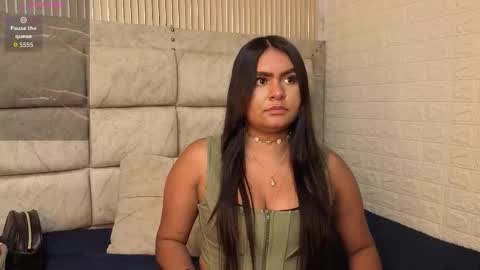 amarahanks_ online show from January 15, 9:51 pm