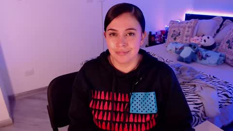 Snapshot of amarat_jolie chatting on February 26, 11:48 pm Mila online show from February 26, 11:48 pm