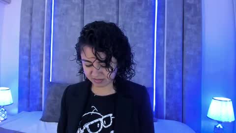 Snapshot of amarettho chatting on March 7, 11:40 am Emily online show from March 7, 11:40 am
