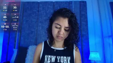 Emily online show from November 17, 11:49 am