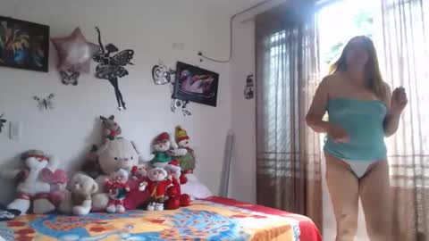 amaris_c online show from November 28, 3:14 pm
