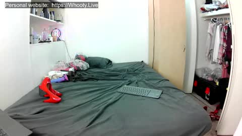 Kissra online show from November 15, 12:41 am