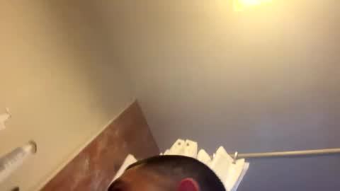 Snapshot of amature59 chatting on December 15, 10:26 pm Jamesy online show from December 15, 10:26 pm