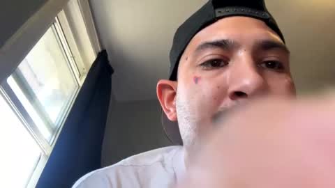 Snapshot of amature59 chatting on January 24, 9:15 pm Jamesy online show from January 24, 9:15 pm