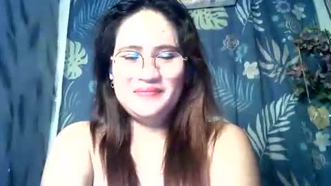 amazing angel online show from September 23, 4:10 pm