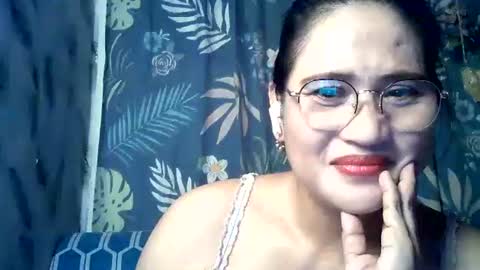 amazing angel online show from September 24, 6:33 pm