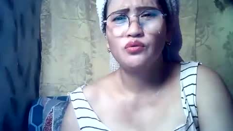 amazing angel online show from October 26, 2:50 am