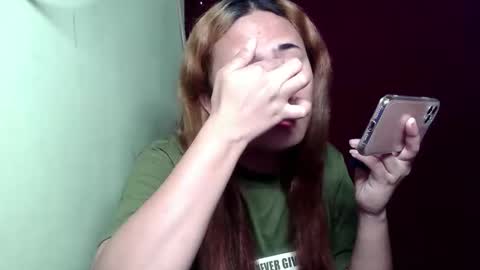 YELLA online show from April 6, 9:32 am