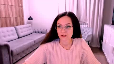 Snapshot of amazingeyes89 chatting on February 5, 1:16 pm Izza online show from February 5, 1:16 pm