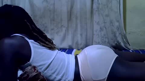 amazon_girl03 online show from November 7, 6:35 am