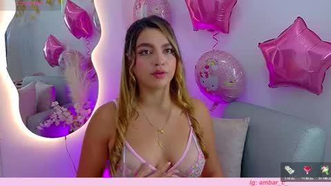 Snapshot of ambar_carterr chatting on February 15, 4:31 am Ambar online show from February 15, 4:31 am