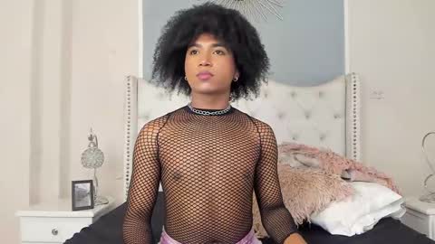 Ambar Colling online show from February 25, 4:10 pm