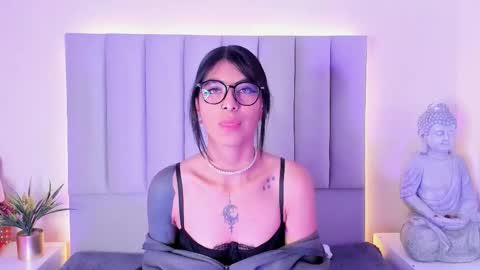 ambar_gh1 online show from February 20, 4:53 am