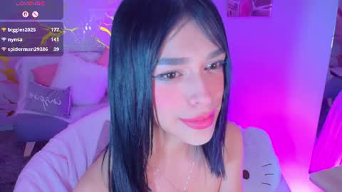 Snapshot of ambar_lanie chatting on July 14, 2:05 am Ambar online show from July 14, 2:05 am