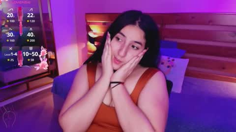 Ambar online show from November 3, 8:10 pm